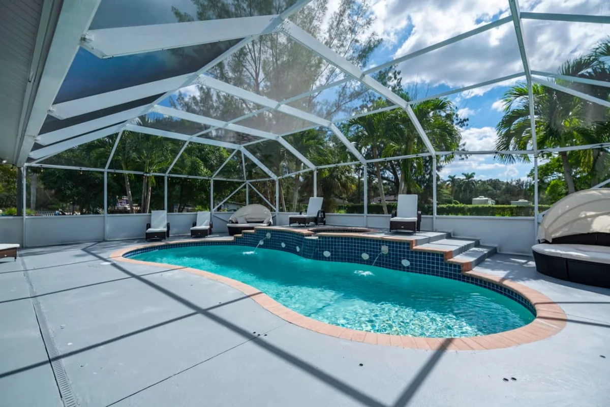 Newly Designed Renovated Luxe 8 BR Heated Pool #49