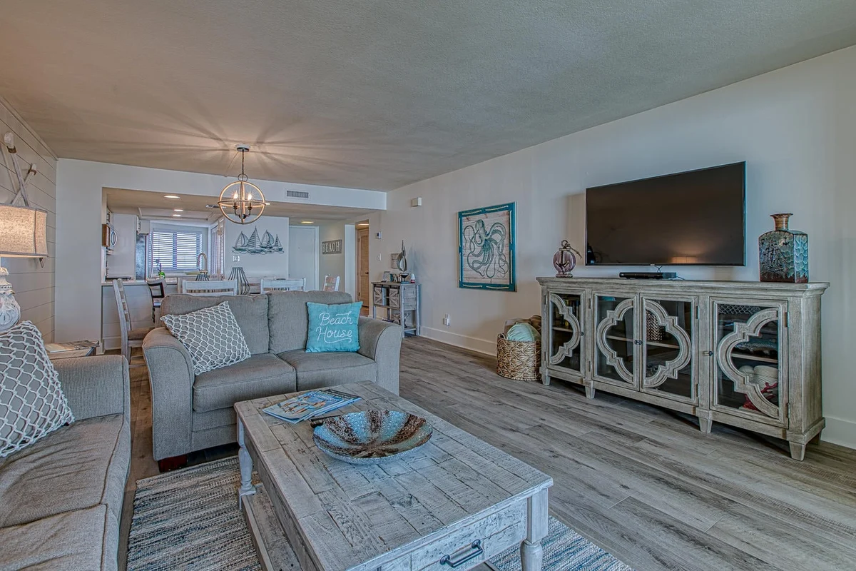Condo in Miramar Beach property photo 2