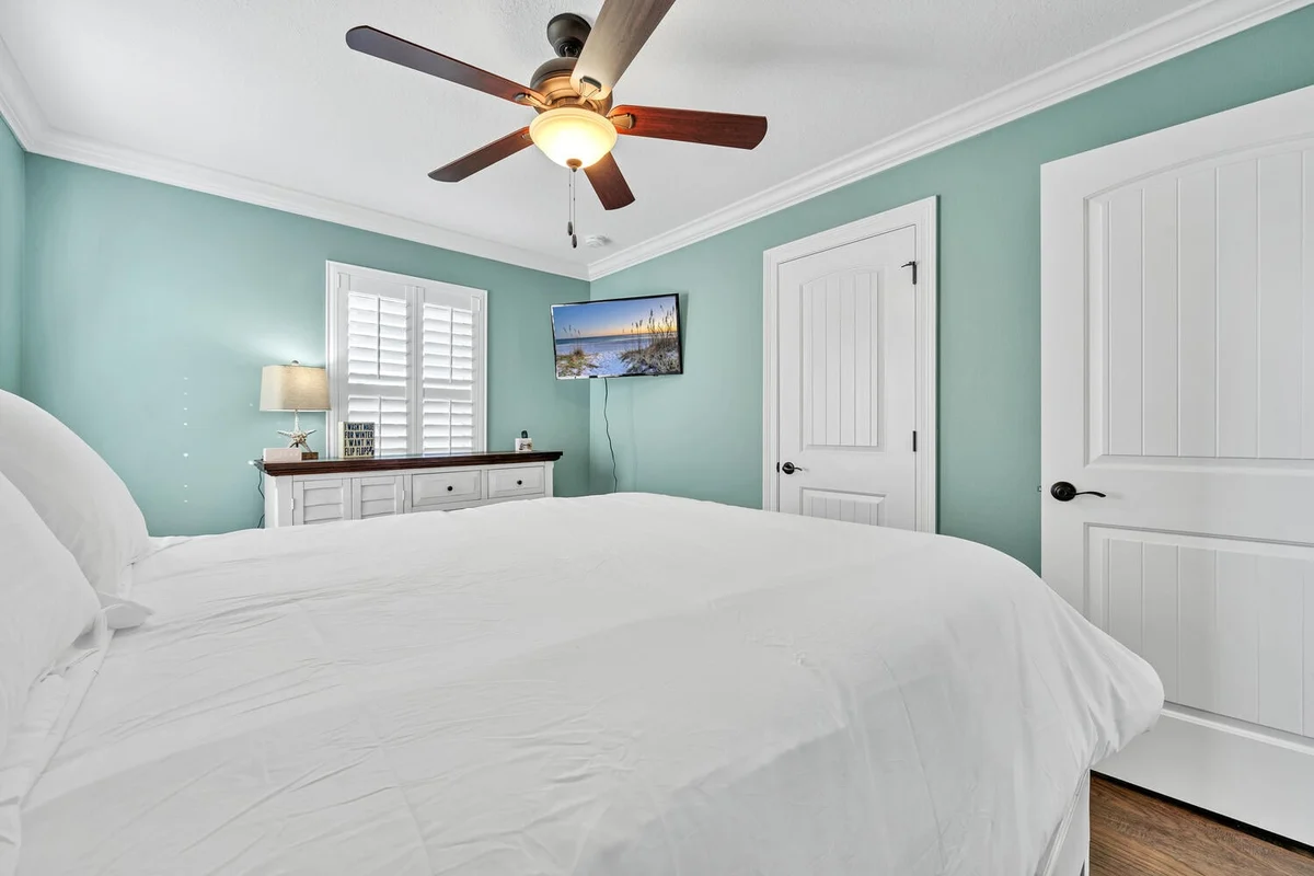 Bedroom 4 image 1