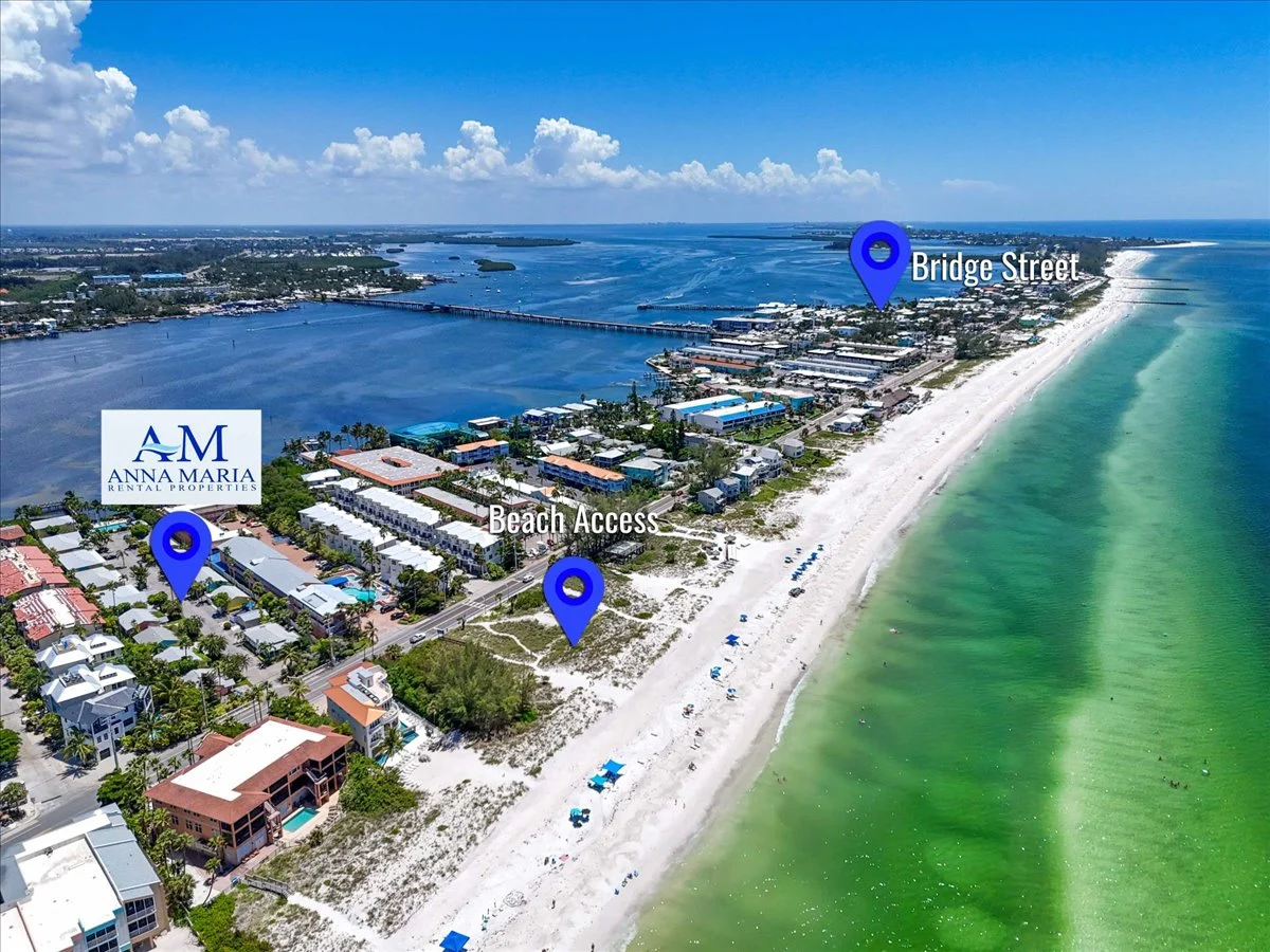 Condo in Bradenton Beach property photo 4
