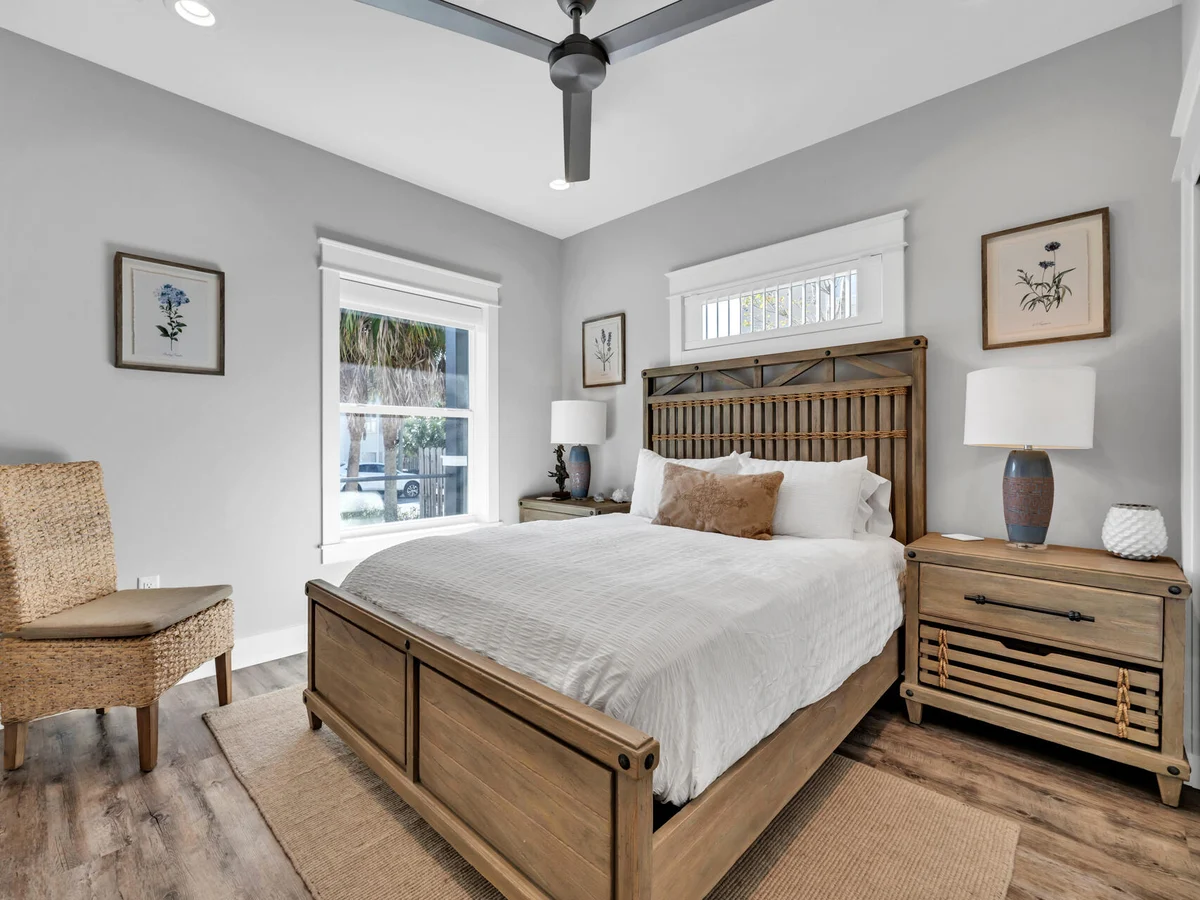 Bedroom 1 image 1