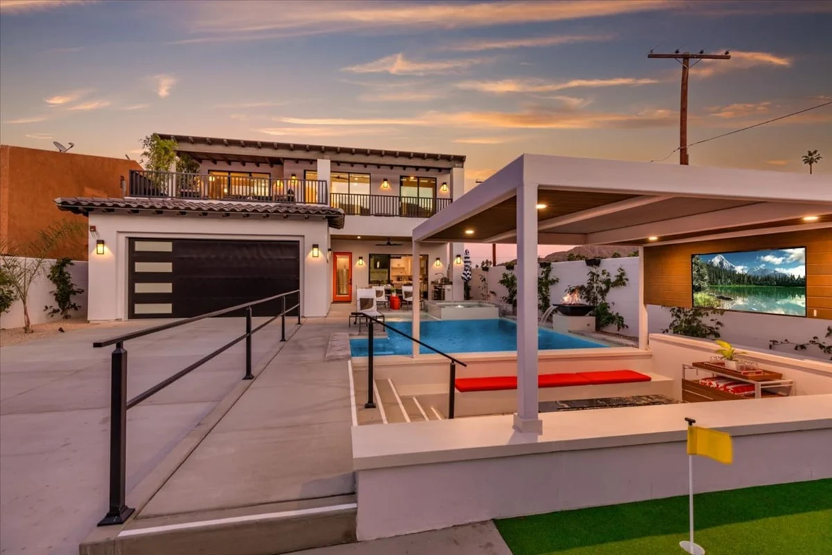 Home in La Quinta property photo 4