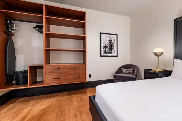 Bedroom 3 image 1