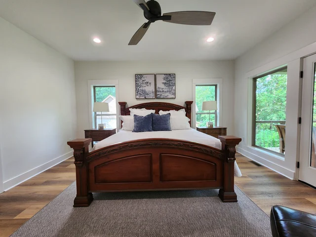 Bedroom 5 image 1