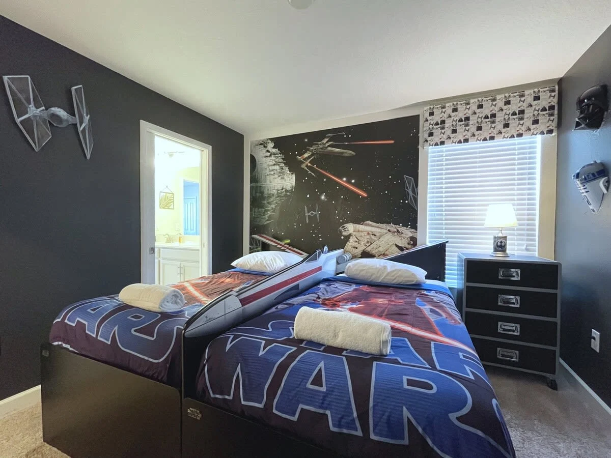 Star Wars Galaxy! Resort Close to Disney! 1660 #3