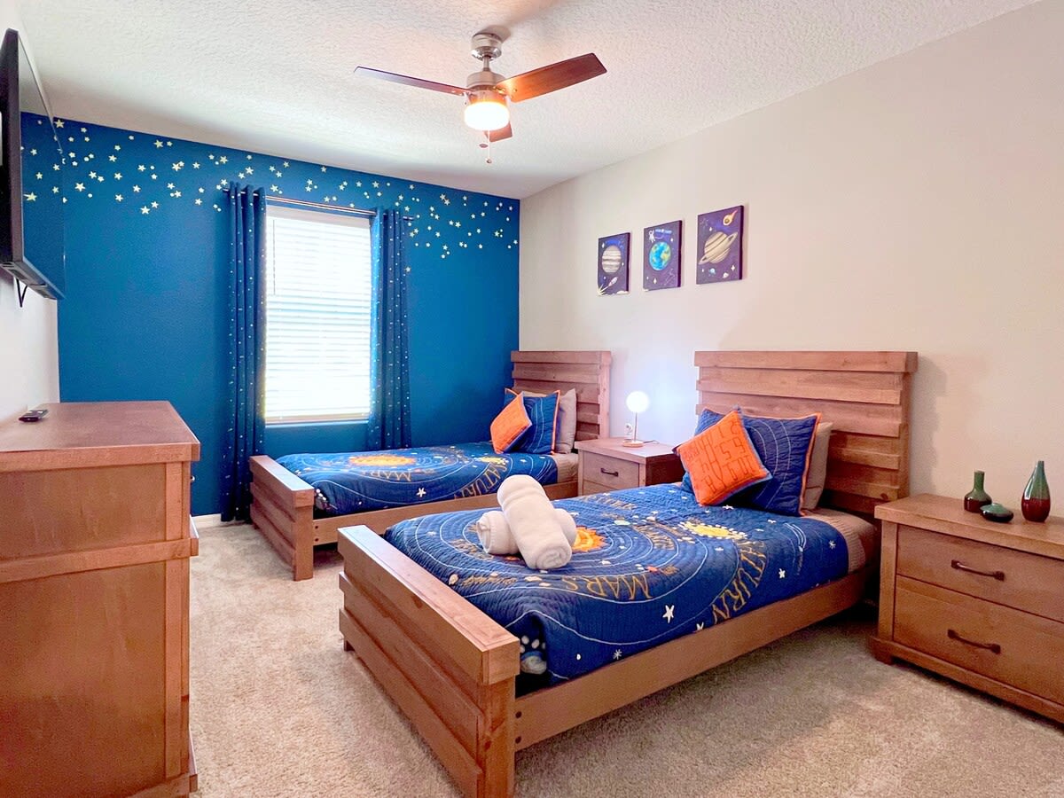 Value! Coastal! Waterpark Resort! Disney! 1648 #9