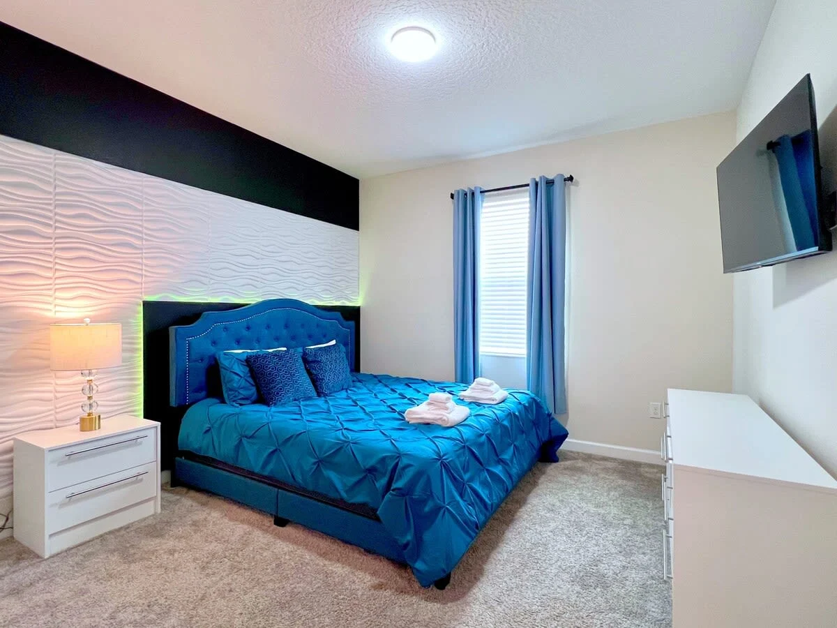 Star Wars 4 Double Beds! Waterpark! Disney! #20