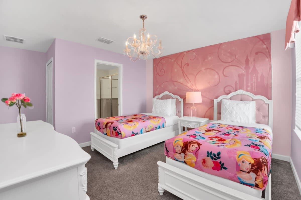 Superhero Gameroom! Waterpark! 9 mi 2 Disney-1308 #20
