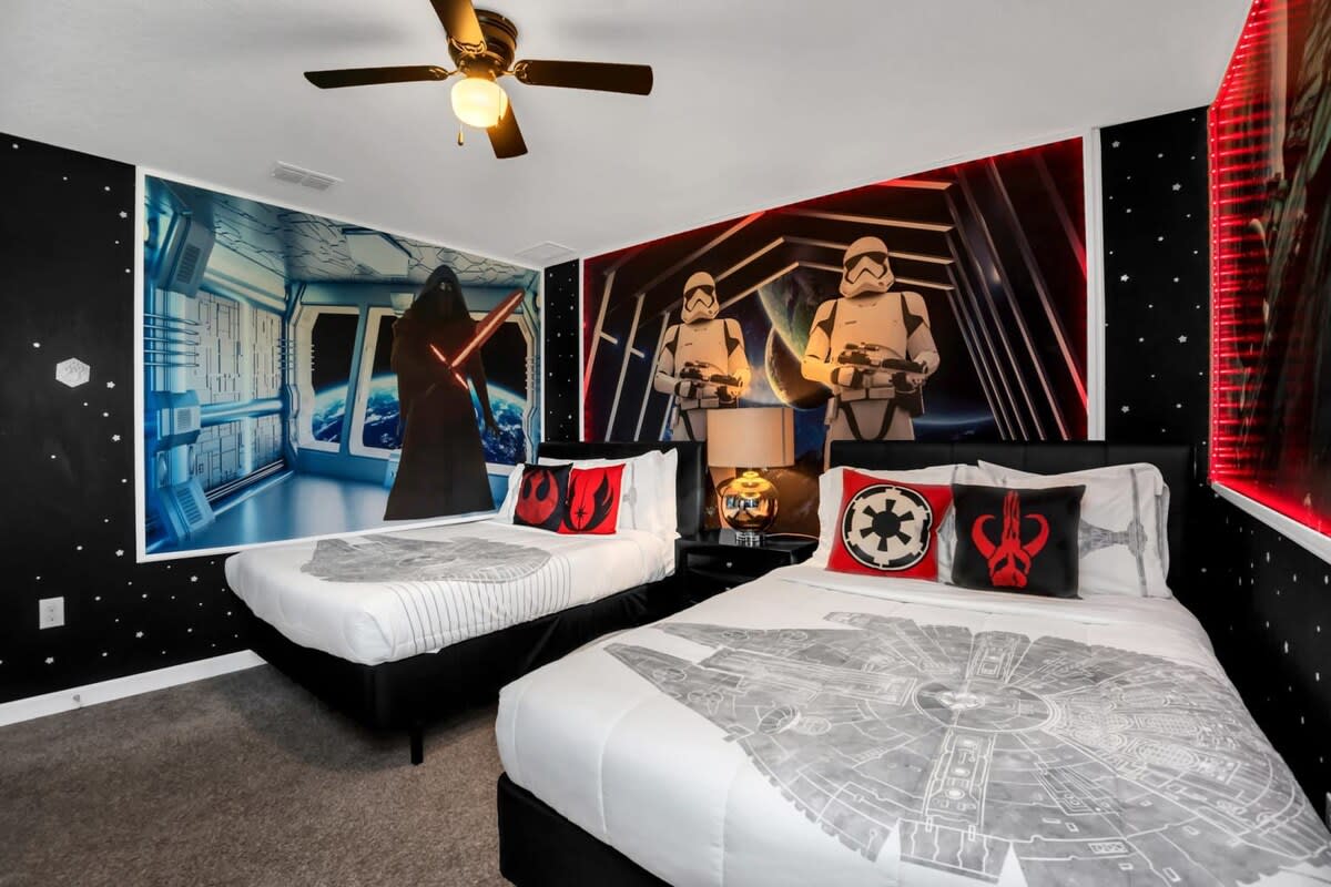 Superhero Gameroom! Waterpark! 9 mi 2 Disney-1308 #31