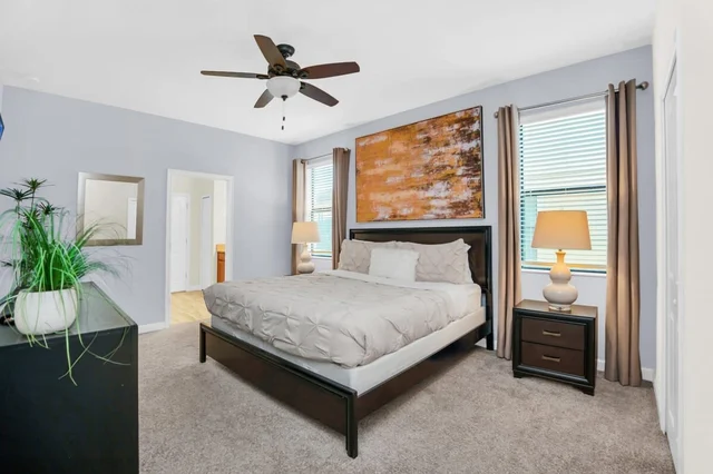 Bedroom 5 image 1