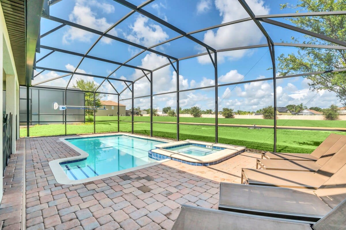 Superhero Gameroom! Waterpark! 9 mi 2 Disney-1308 #102