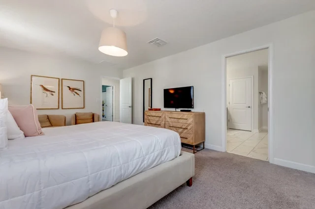 Minions! Game Room! Resort 9 Mi 2 Disney! 8940 #16