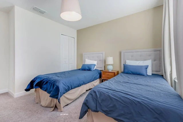 Minions! Game Room! Resort 9 Mi 2 Disney! 8940 #45