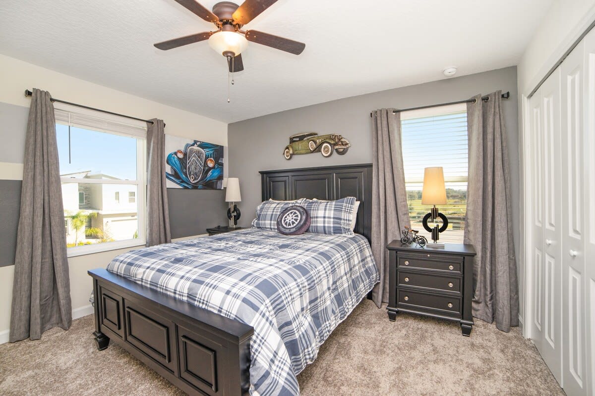 Movie Theater! Pool Privacy! 9 Mi 2 Parks! 8812 #92