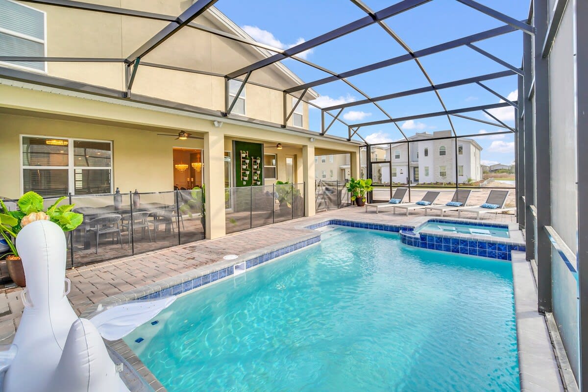 2-Story Slide! Castle! Resort 6 mi 2 Disney! 2900 #88
