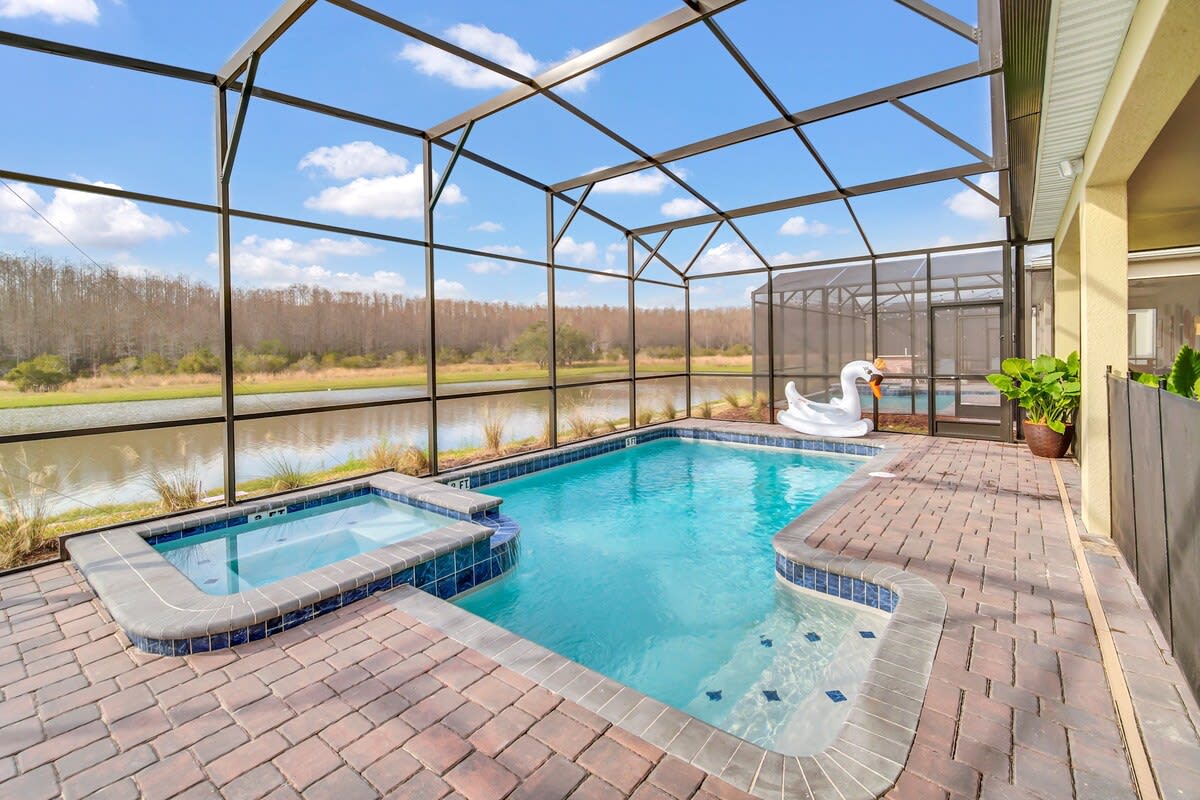 2-Story Slide! Castle! Resort 6 mi 2 Disney! 2900 #94