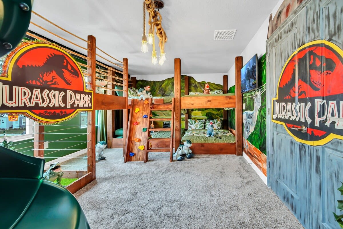 2-Story Slide! Castle! Resort 6 mi 2 Disney! 2900 #33