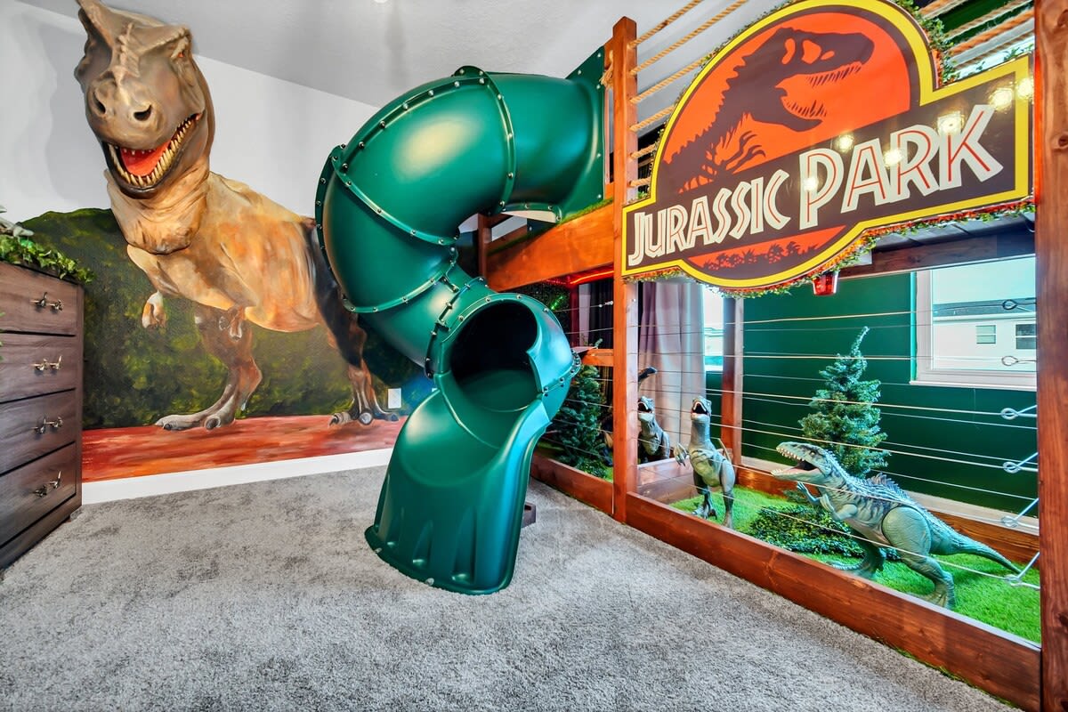2-Story Slide! Castle! Resort 6 mi 2 Disney! 2900 #49