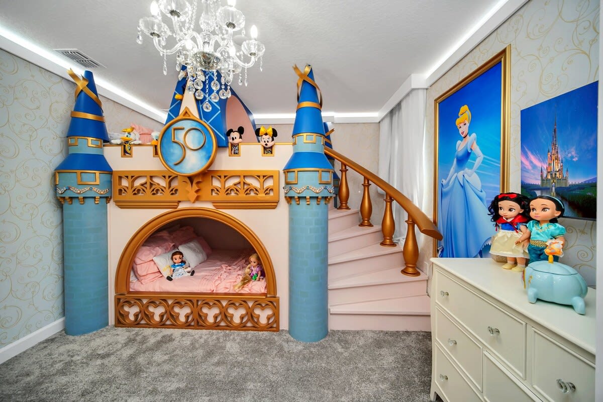 2-Story Slide! Castle! Resort 6 mi 2 Disney! 2900 #35