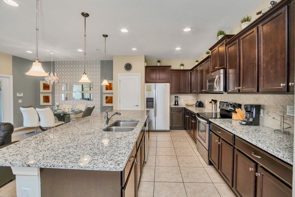 Pool Table! Lazy River! Resort 6 mi 2 Disney! 9045 #11