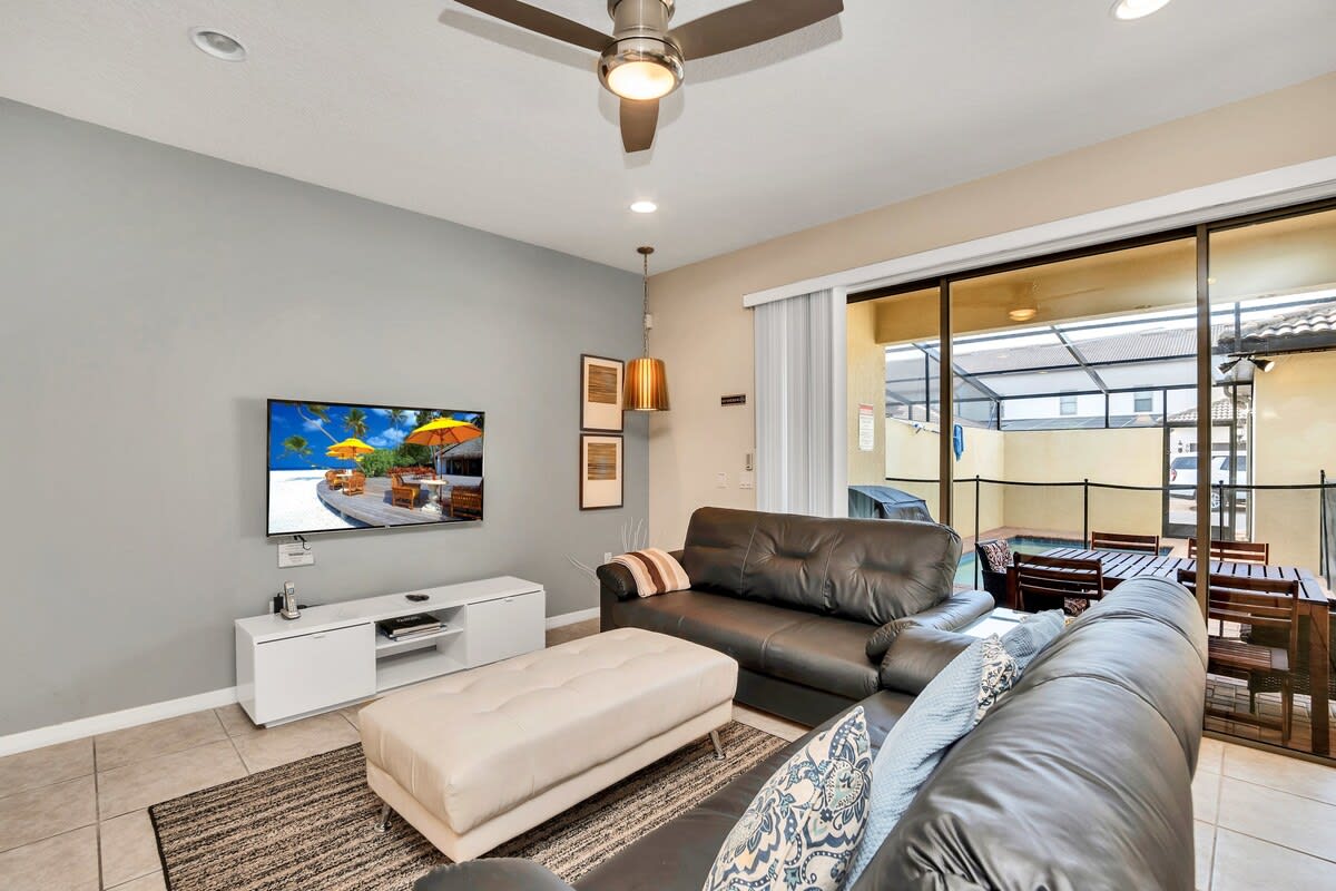 Pool Table! Lazy River! Resort 6 mi 2 Disney! 9045 #44