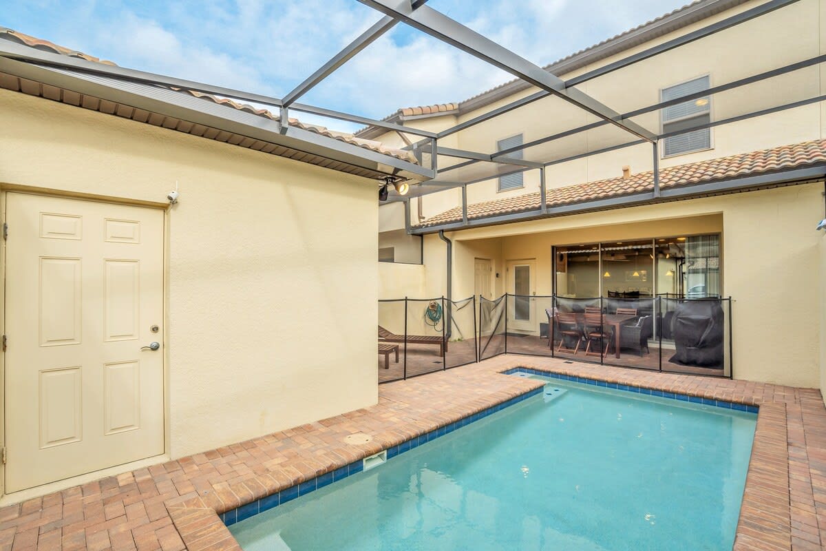 Pool Table! Lazy River! Resort 6 mi 2 Disney! 9045 #99