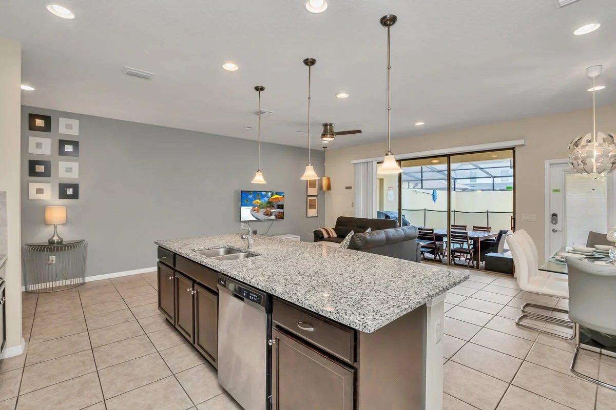 Pool Table! Lazy River! Resort 6 mi 2 Disney! 9045 #50