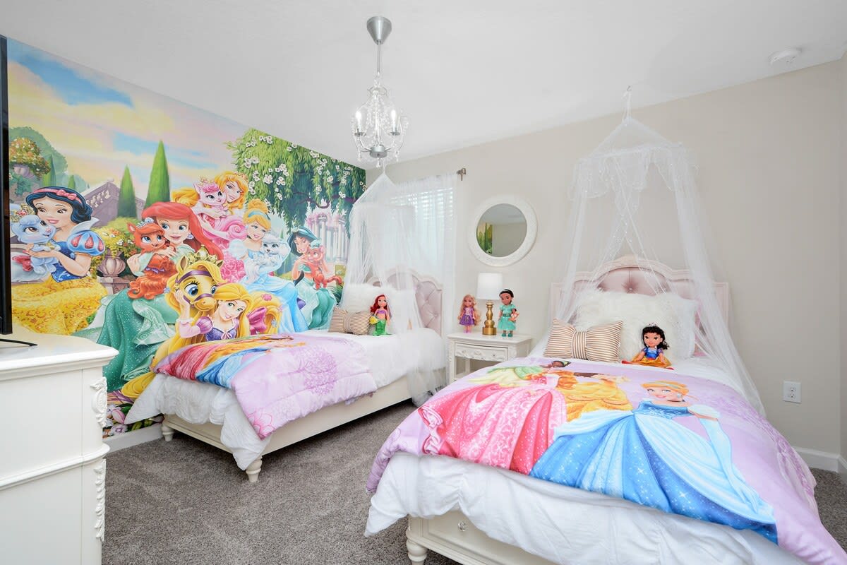 Champions Gate-11575 8BR · Pool· Themed  Disney #17