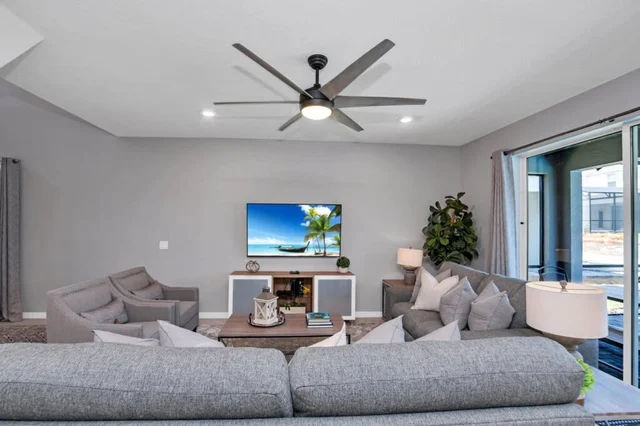 Epic Gameroom! Minions! Resort 7 mi 2 Disney-1890 #40