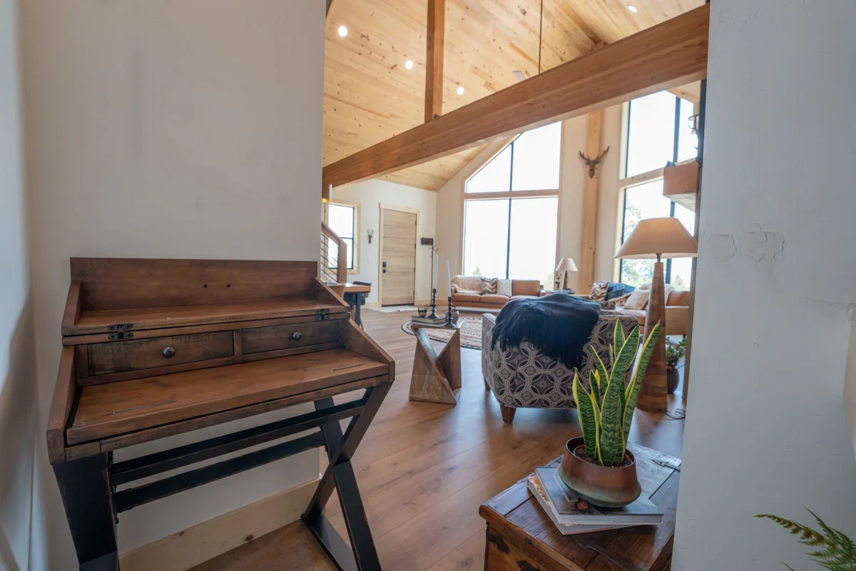 Black Copper Cabin #89