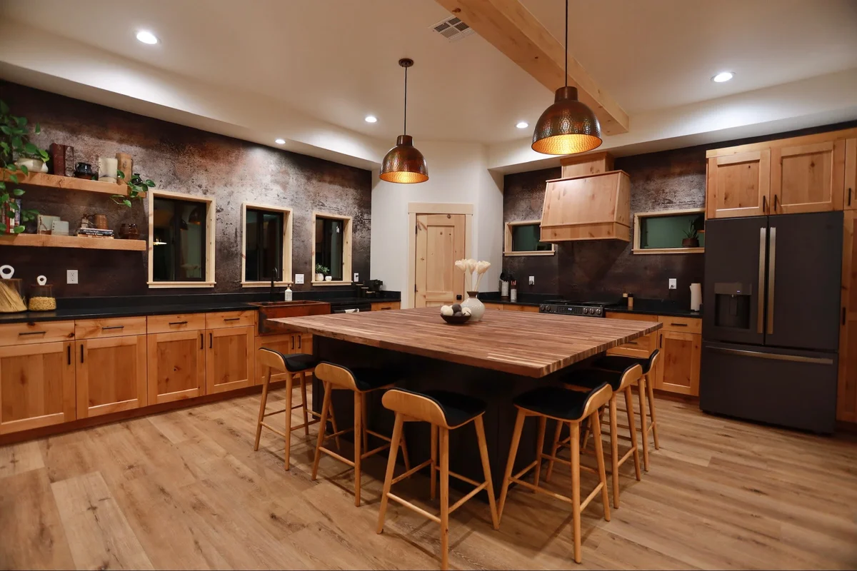 Black Copper Cabin #149