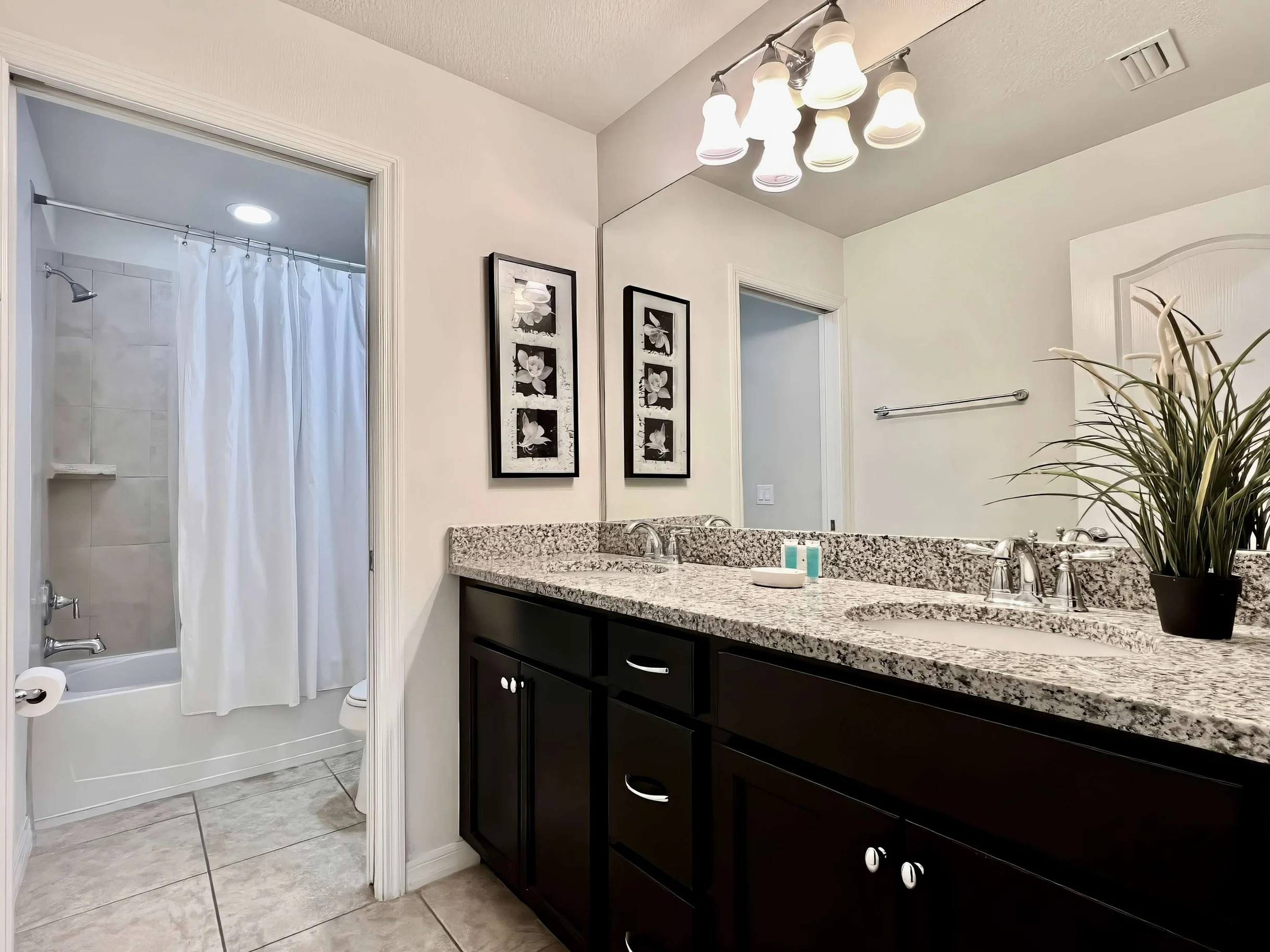Mega Home at Epic Value! Waterpark! Disney! 2112 #10