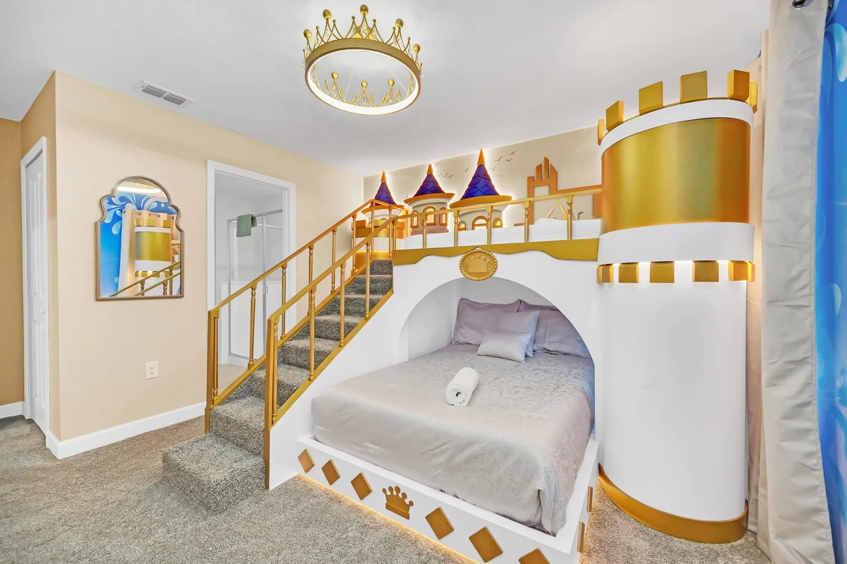 2-Story Slide! Castle! 9 Mi 2 Disney! 9270 #18