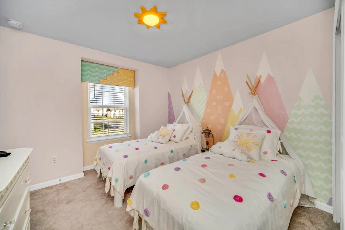 Value! Clean! Lazy River-Resort 6 mi 2 Disney! 108