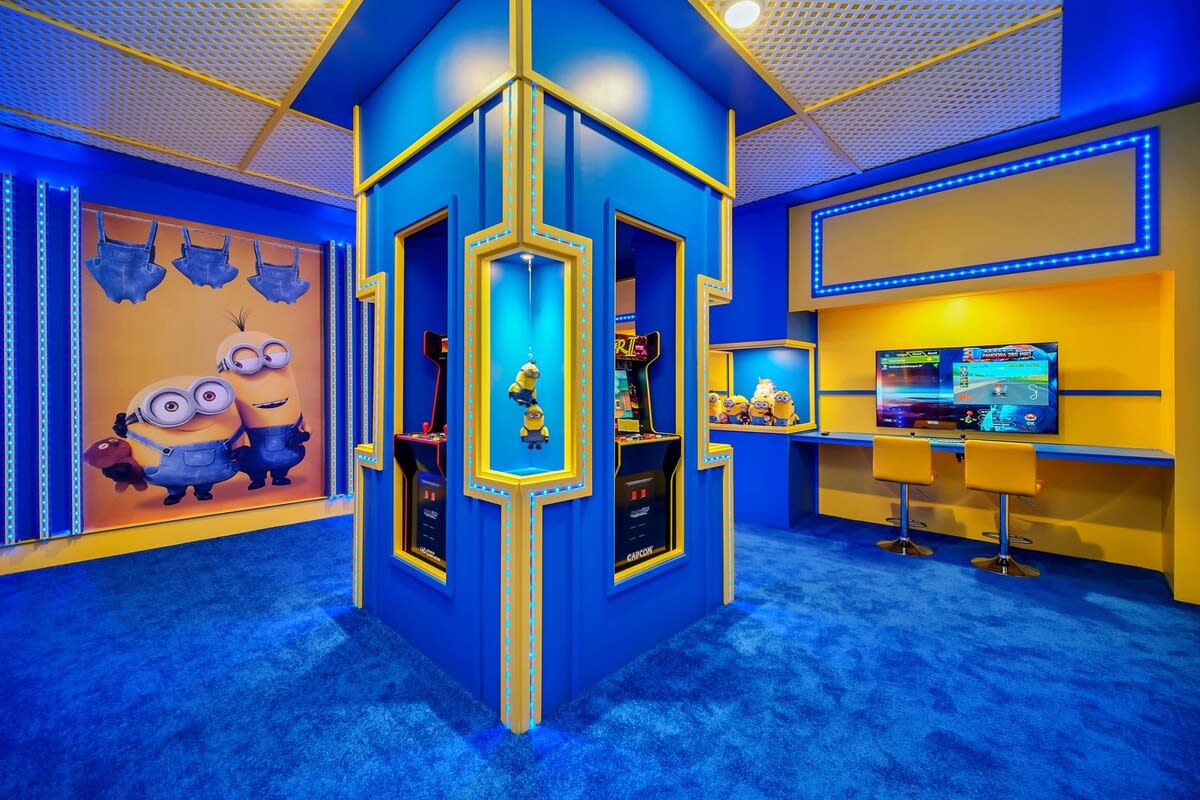 Minions Arcade! Resort 7 mi 2 Disney! 1565 #59
