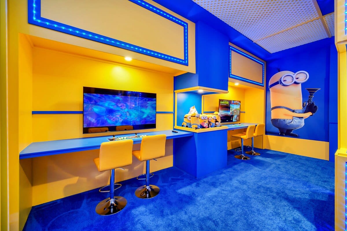 Minions Arcade! Resort 7 mi 2 Disney! 1565 #71