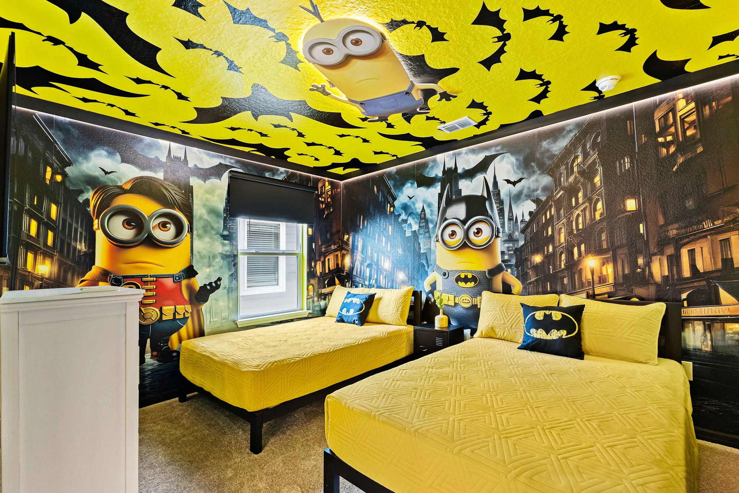 Mario! Mickey! Minions! Waterpark Nr Disney! 16210 #19