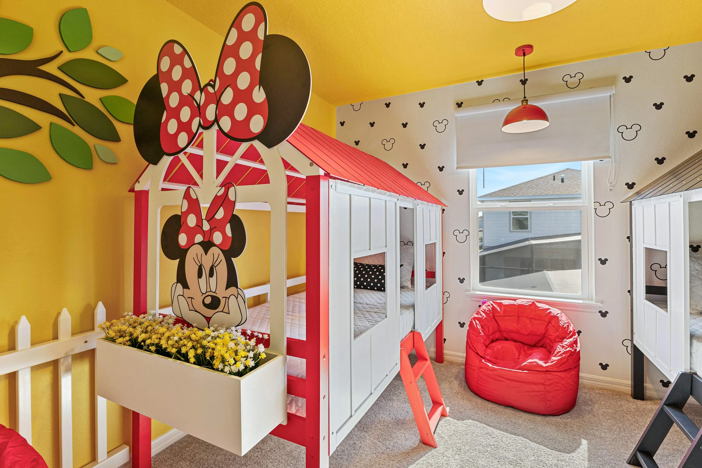 Mario! Mickey! Minions! Waterpark Nr Disney! 16210 #84