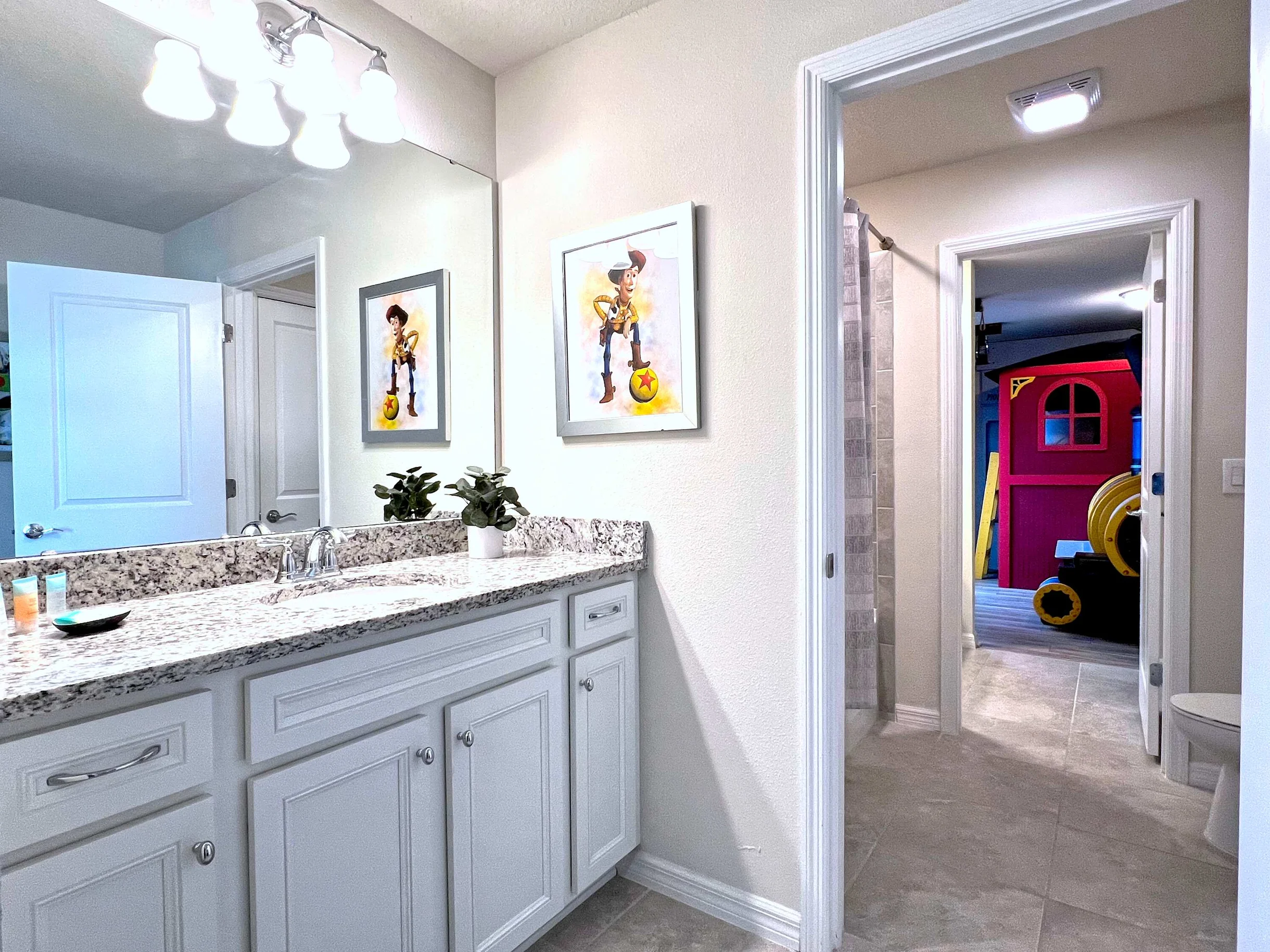 2-Story Slide! Movie Theater! Rock Wall! 3229 #27