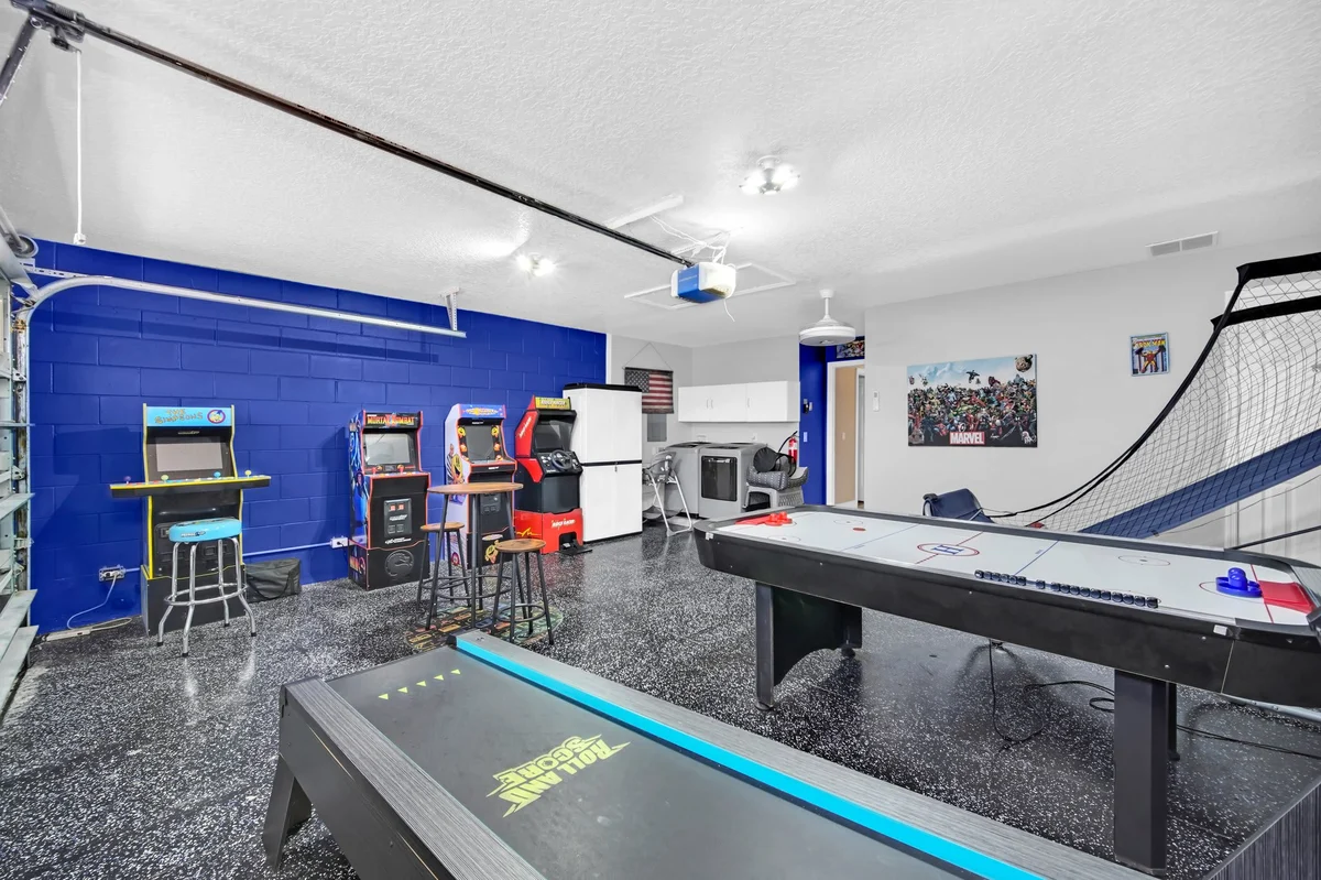 Playground-Arcade-Private! 13 mi 2 Disney-5334 #6