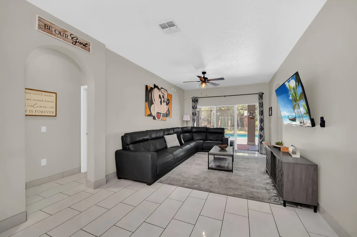 Playground-Arcade-Private! 13 mi 2 Disney-5334 #19