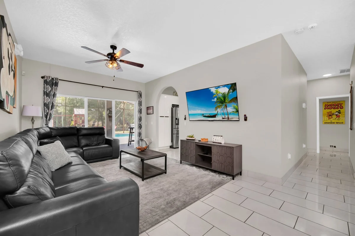 Playground-Arcade-Private! 13 mi 2 Disney-5334 #40