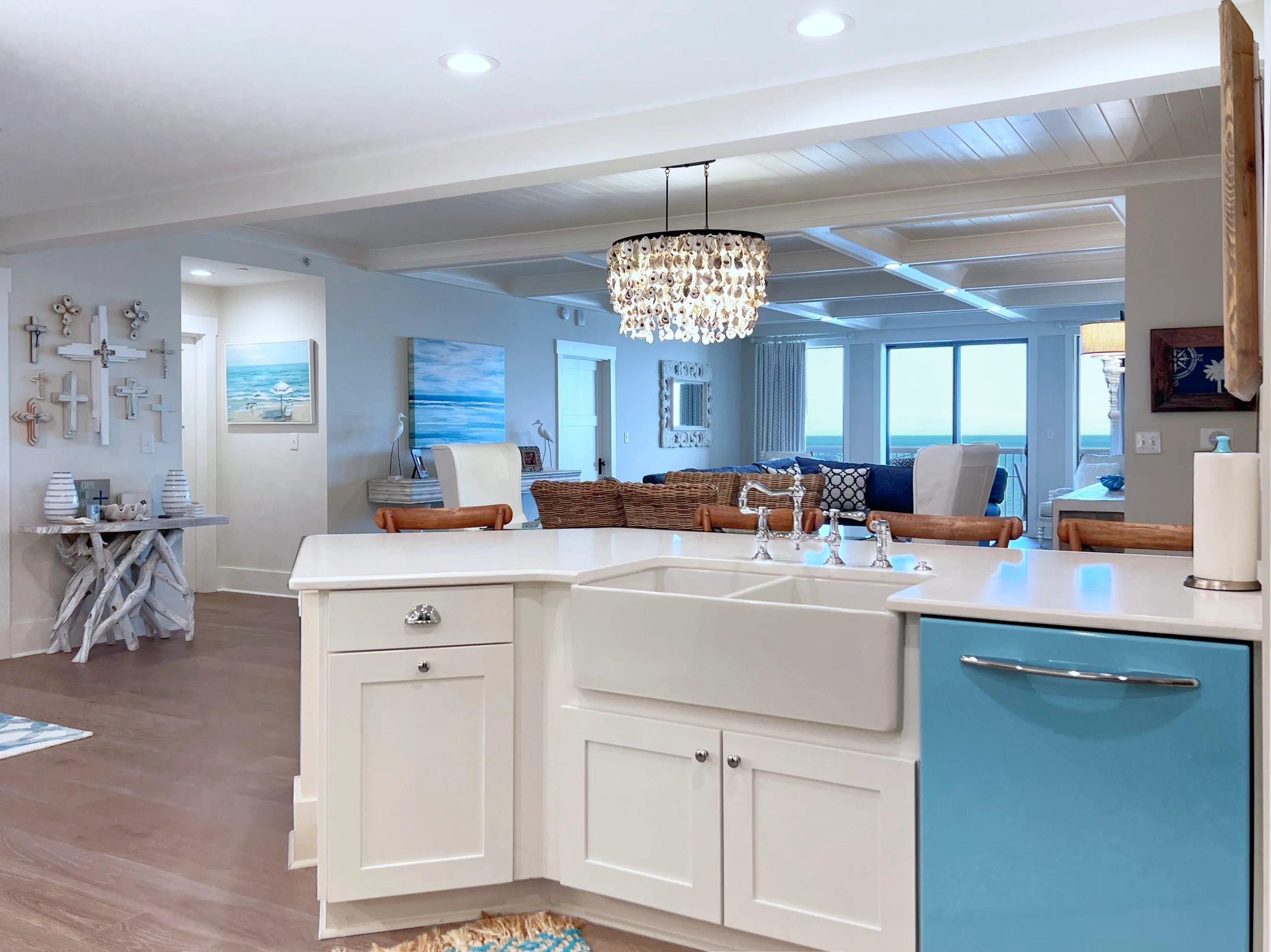 Nantucket Style! Ocean Front! North Myrtle Beach #30