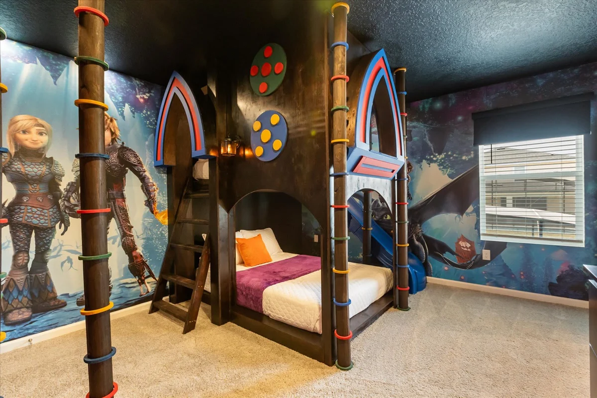Real R2D2-Theater-Gameroom-7 mi 2 Disney-2304 #43