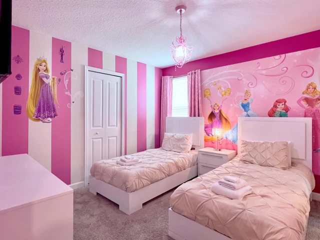 Star Wars 4 Double Beds! Waterpark! Disney! #25