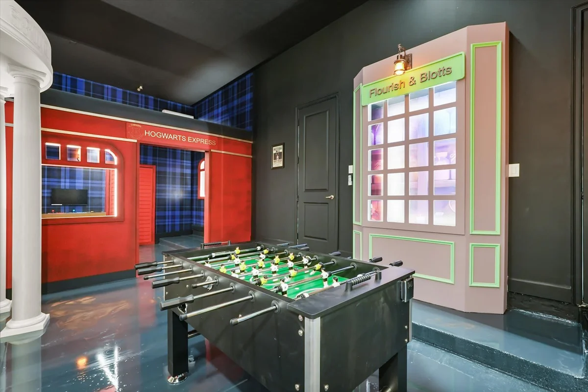 Theater! Multiple Themed Bunks! 6 Mi 2 Disney-5818 #72