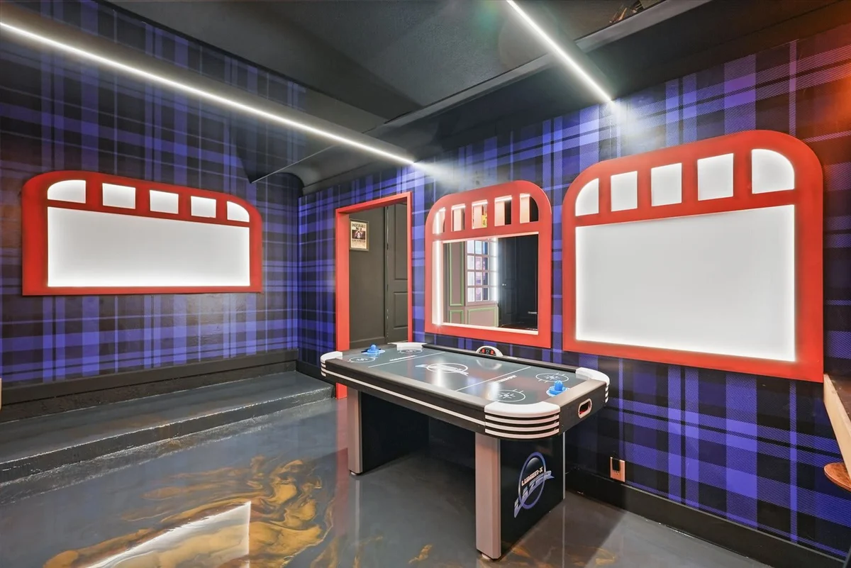 Theater! Multiple Themed Bunks! 6 Mi 2 Disney-5818 #46