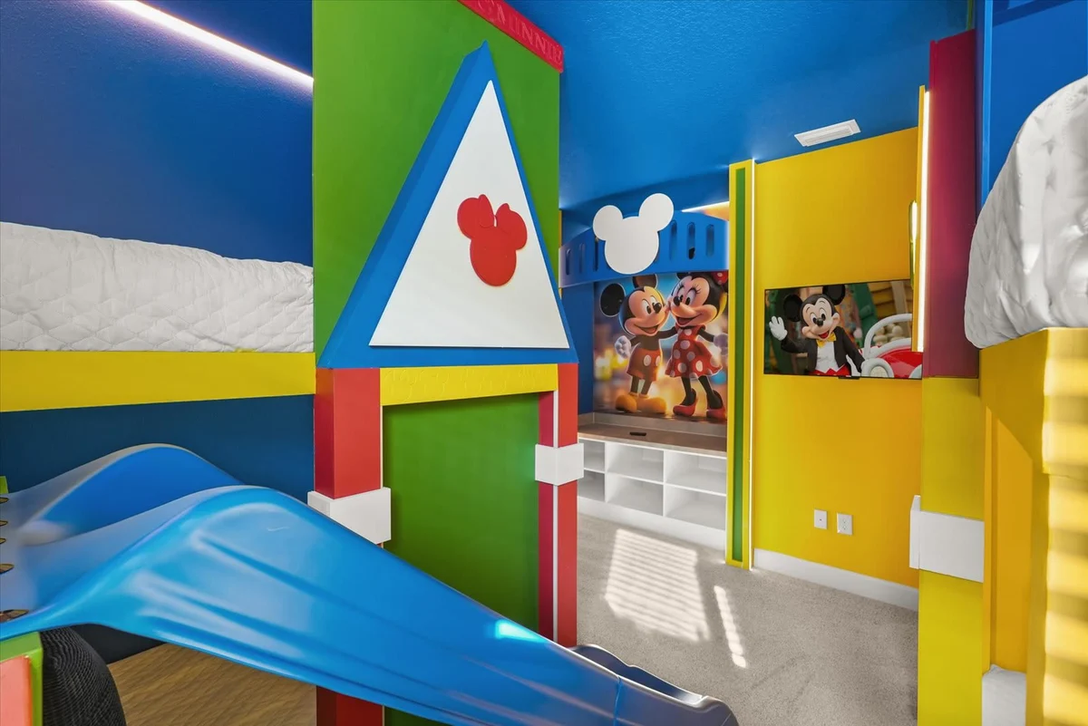 Theater! Multiple Themed Bunks! 6 Mi 2 Disney-5818 #70