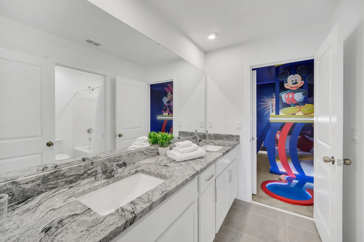 Theater! Mario & Mickey! Resort 7 mi 2 Disney-9190 #20
