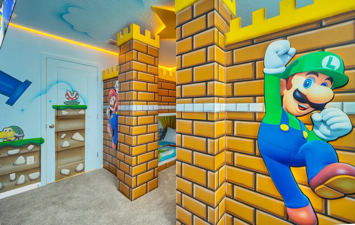 Mario-Minion-Theater-Resort 7 mi 2 Disney-2358 #29